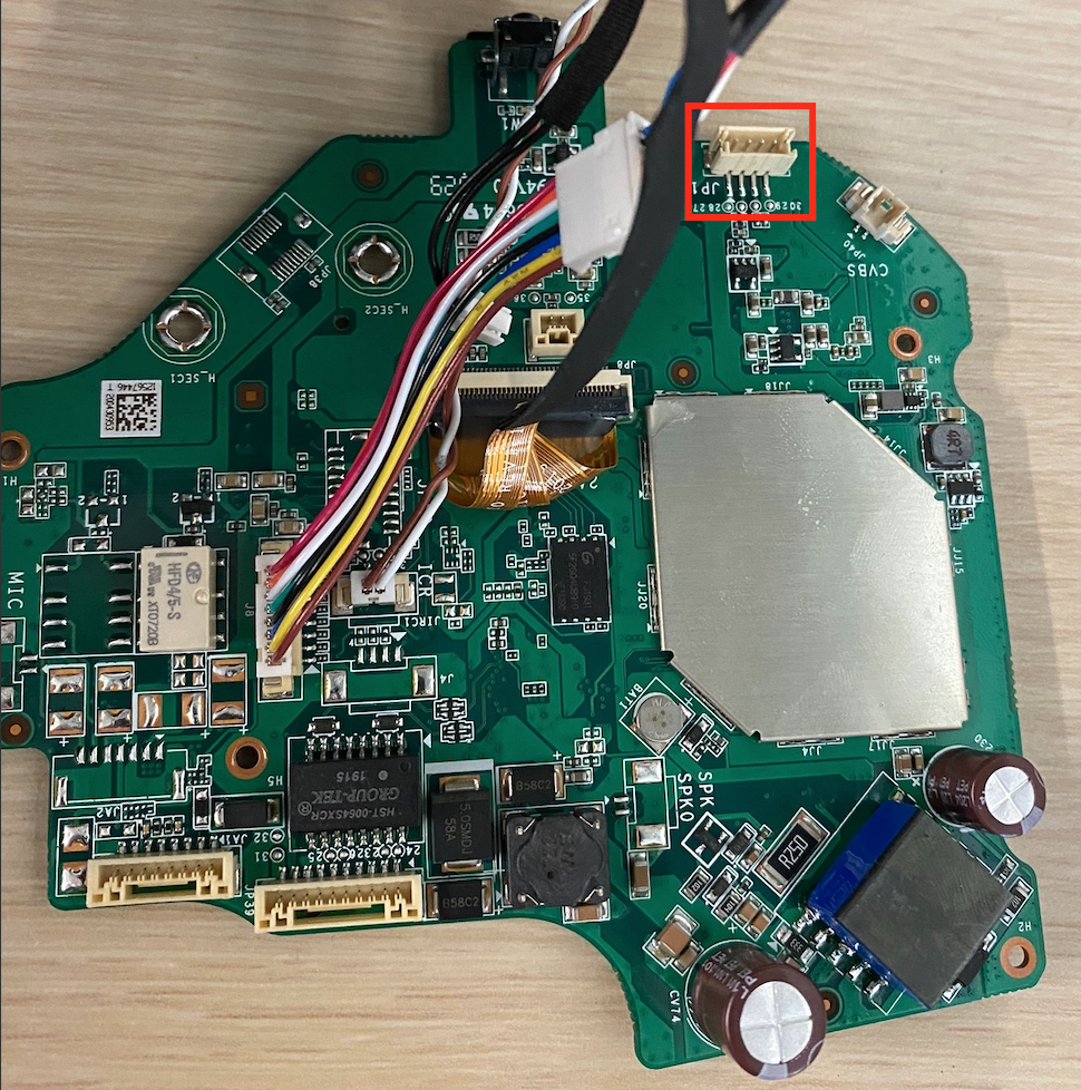 Image of the printed circuit board (PCB), with a 4-pin Molex connector present