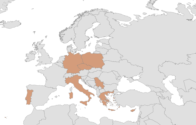 Mapa da Europa destacando vários países coloridos em laranja, incluindo Itália, Alemanha e Grécia.